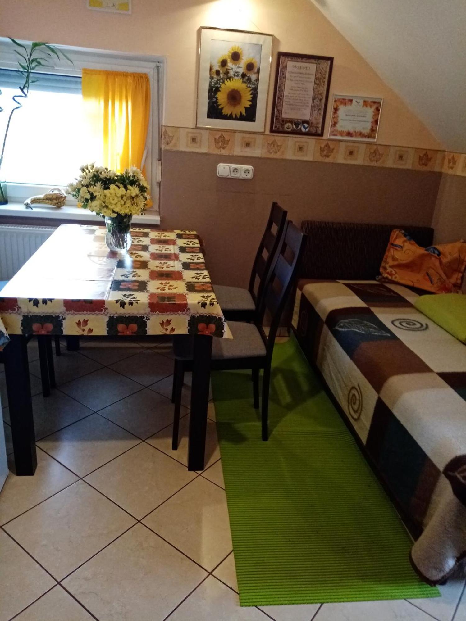 Margaret Apartman Egerszalók Εξωτερικό φωτογραφία